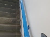 튼튼하게 만들어 달라는 의뢰에 따라 65A 흑관으로 제작 도장까지하여6개를 설치정말 튼튼합니다