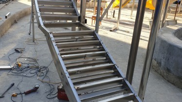 신정동 금속잡철