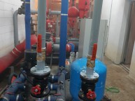 집수정배관 표시부분에 고무바로 새는부분을 응급조치로 되어 있는 부분부터절단배관 밸브 기타 모두 교체