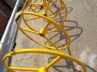 노랑색의 핸들이 물류창고의 사용하는 핸들인데호주에서 만든거랍니다기존에 너무 크고 부피가 있는 문제점을 보완하여제작하였습니다