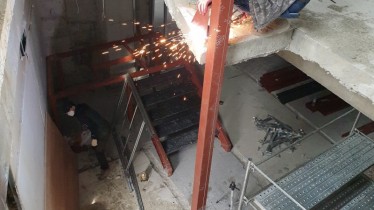 영통 철 계단비상 설치