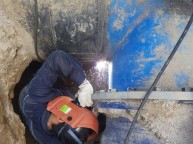 750A 미추홀정수장 파이프 용접부위에 물이 샌다고 연락받고 갔습니다정수장 관리자분들 애기 34명의 용접사가 왔다가 도망갔다T부의 노수로 인하여 교체작업 중9시3시까지는 용접을 그…