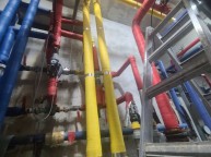 동 배관작업 설치 작업 후 보온재까지 마무리