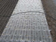 인천항 차량 미끄럼방지 바닥철망용접 뒤에 바다보이시나요앞으로 10일동안작업