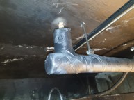 배관 T 에 크랙으로 인하여 소방배관 교체작후 보온까지 마무리