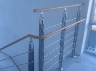 스텐 핸드레일에 장앤인 손잡이 설치