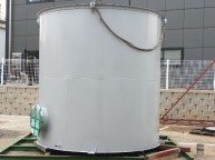 20ton 용량의 유류탱크 제작 철판 밴딩등원삼면에 현장에 설치할 탱크입니다날씨 탓에서 공종을 한번에 못하고더 추워지기전에 가동을 위해공장에서 제작 설치 진행중