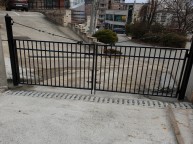 정말 까다로운 작업입니다스찰의 스님이 계속 번복하며 이렇게 저렇게 요구하시는게 많아 중간에 그만두려던 작업 처음 주문받고 한달이 넘어서야 제작들어갔습니다 이렇게 요구한 조건을 충족…