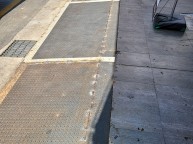 논현동 백종원골목 스시집 주차슬럼프 철판이 밀리면서 벌어져서보수작업 해드렸습니다