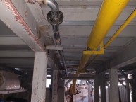 생활폐수 PVC배관을 아연관으로 교체하는 작업좁고 낮은 공간에서 작업에배관 무게도 있어 참 힘들었습니다