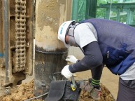 400A 파일용접노지작업이라 발전기로 작업준비파일용접은 용접자격증있어야 가능하며비파게검사 받아야합니다 파일끼리 맞는지 확인하고7016 고장력봉으로 작업을 시작