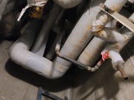 부식된 배관 보수작업 부식배관을 절단하여같은 크기로 제작하여 설치합니다